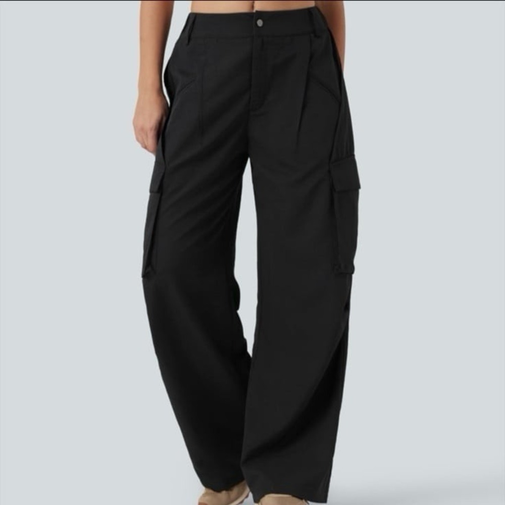 Halara Mid Rise Wide Leg Cargo Pants Black Medium Petite
